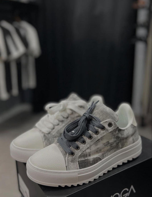 Twenty Edge Sneakers