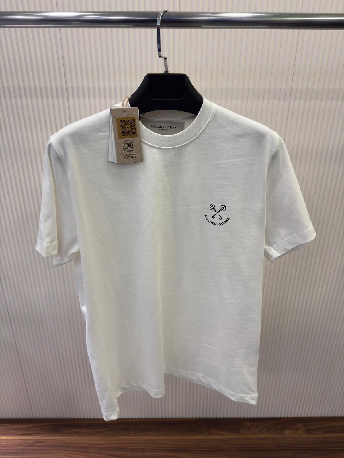Twenty Urban Tee