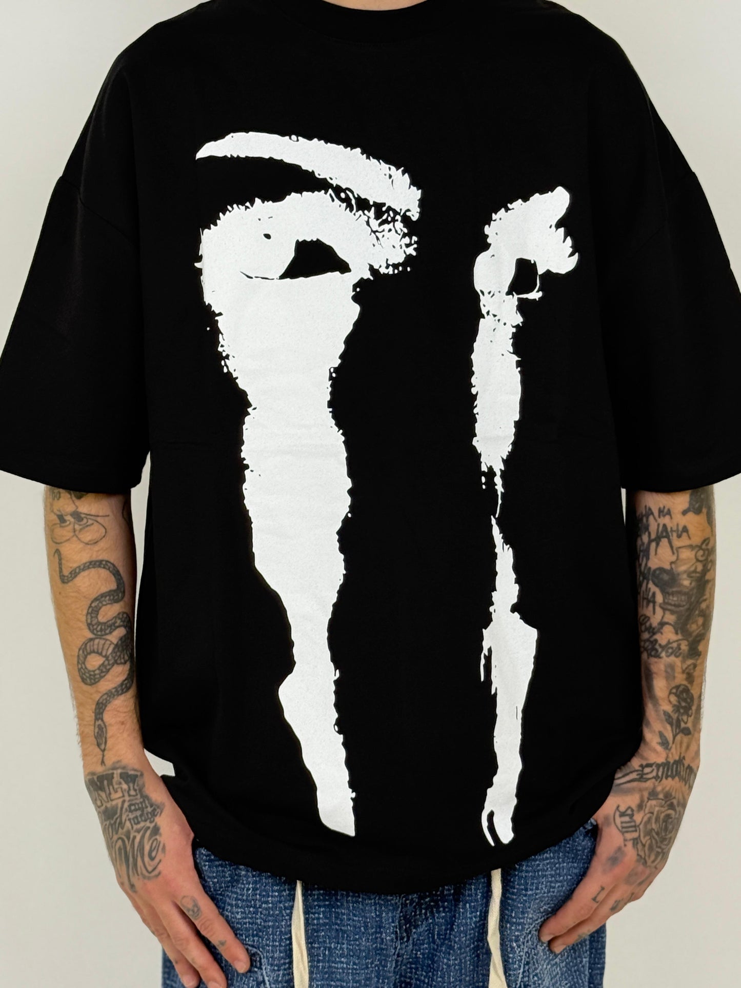 Oversize Twenty Black Tee